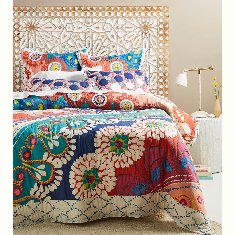 Anthropologie comforter Euro shams full/queen